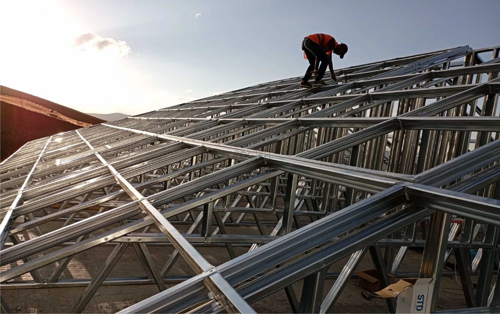 Meram Çıkma Çelik Çatı